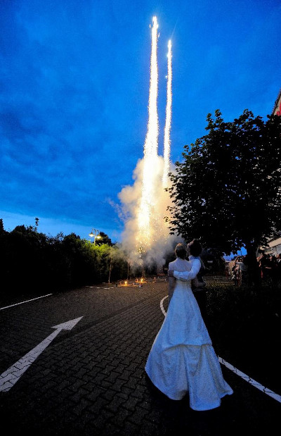 Hochzeitsfeier mit Feuerwerk